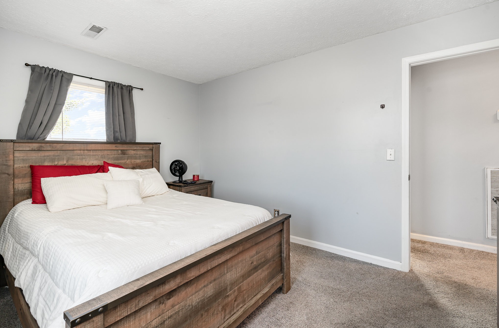 906 Highway 259 Property Photo 16