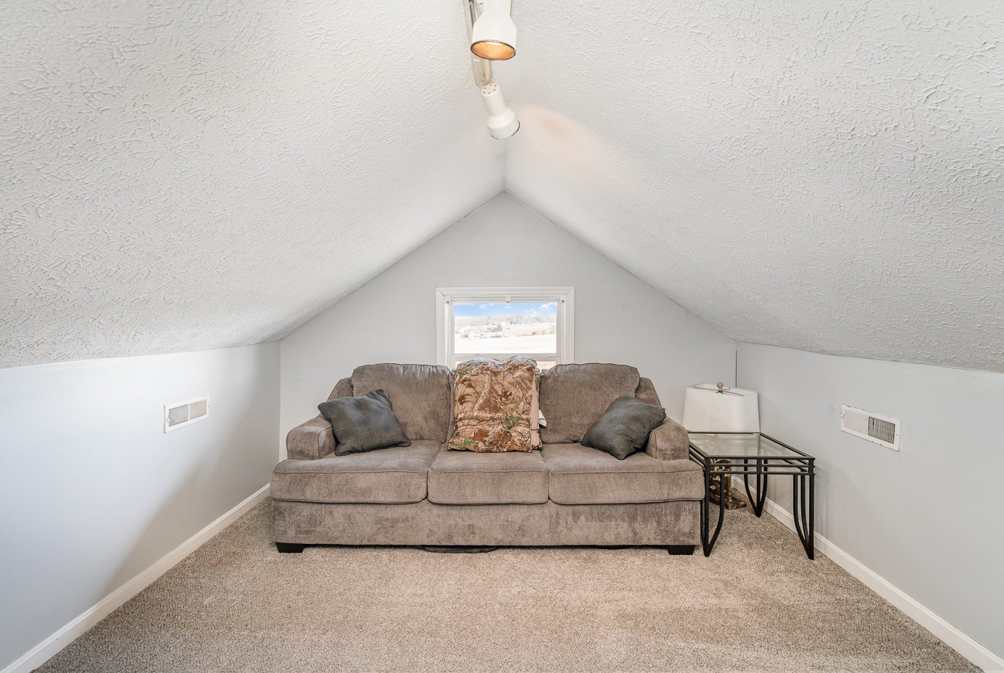 906 Highway 259 Property Photo 23