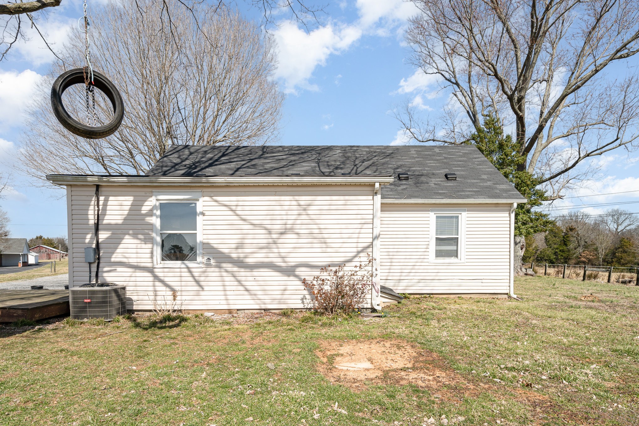 906 Highway 259 Property Photo 26