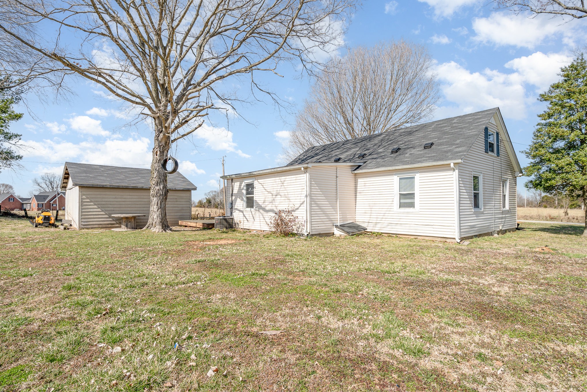 906 Highway 259 Property Photo 28