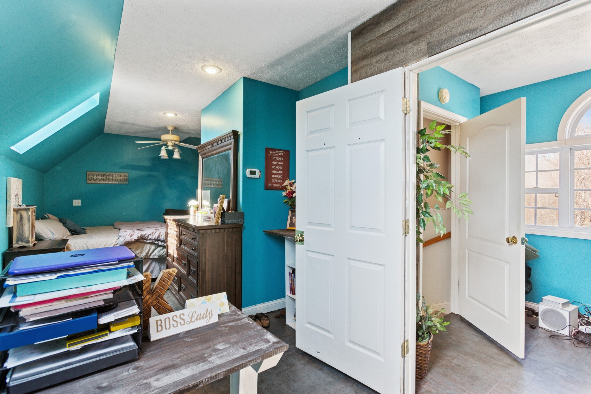 384 Deer Park Ln Property Photo 12