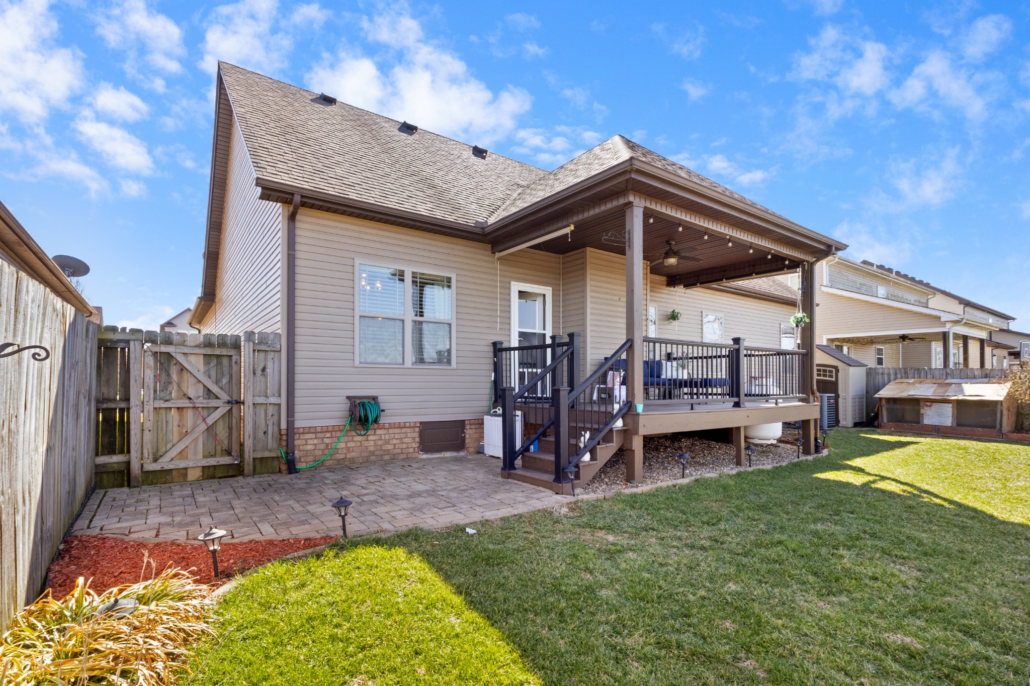 1820 Apache Way Property Photo 29
