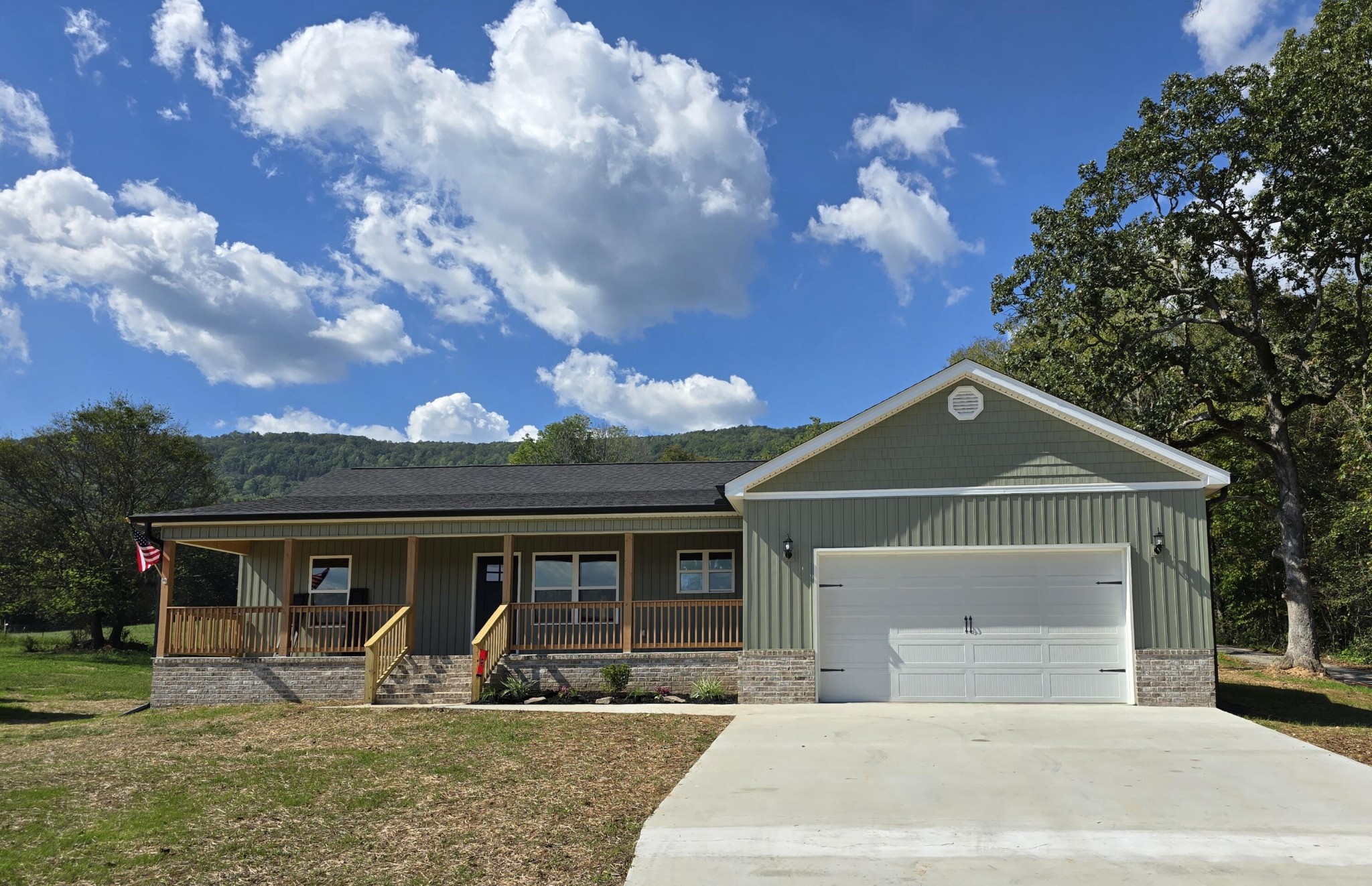 16 Lightning Lane Property Photo