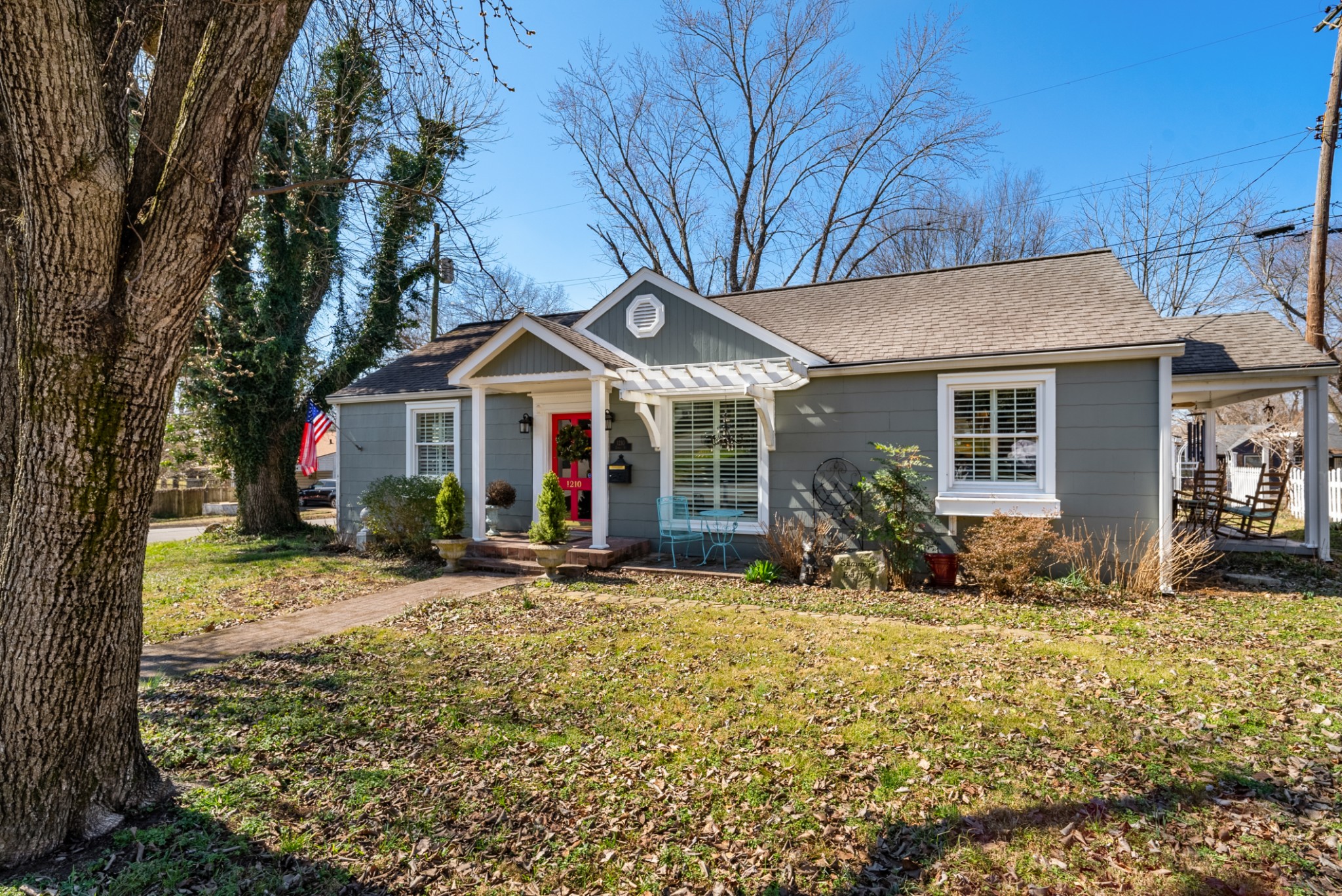 1210 Jones St Property Photo 4