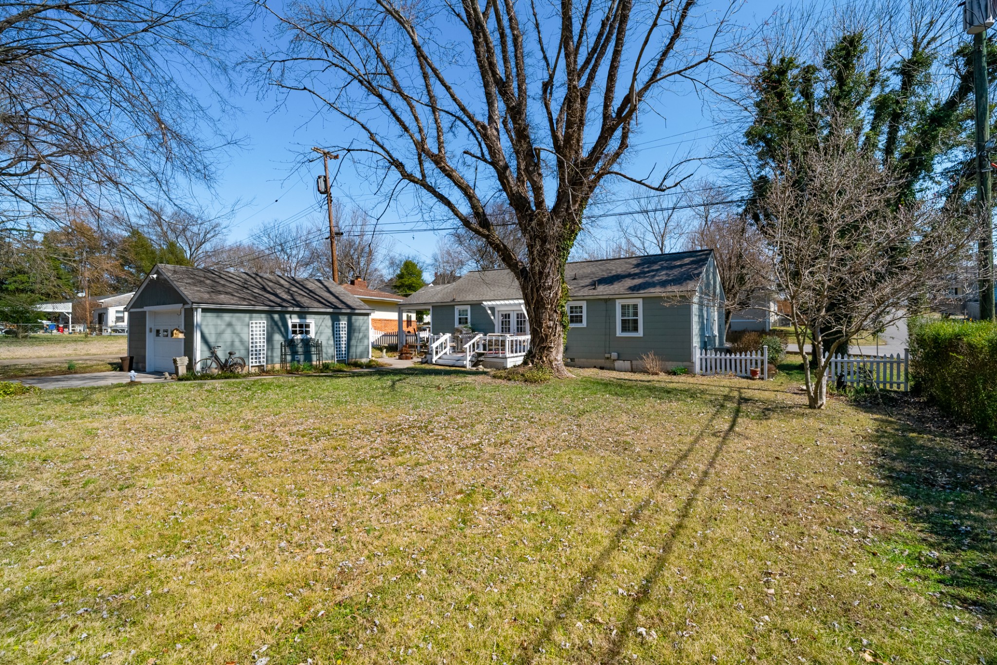1210 Jones St Property Photo 27