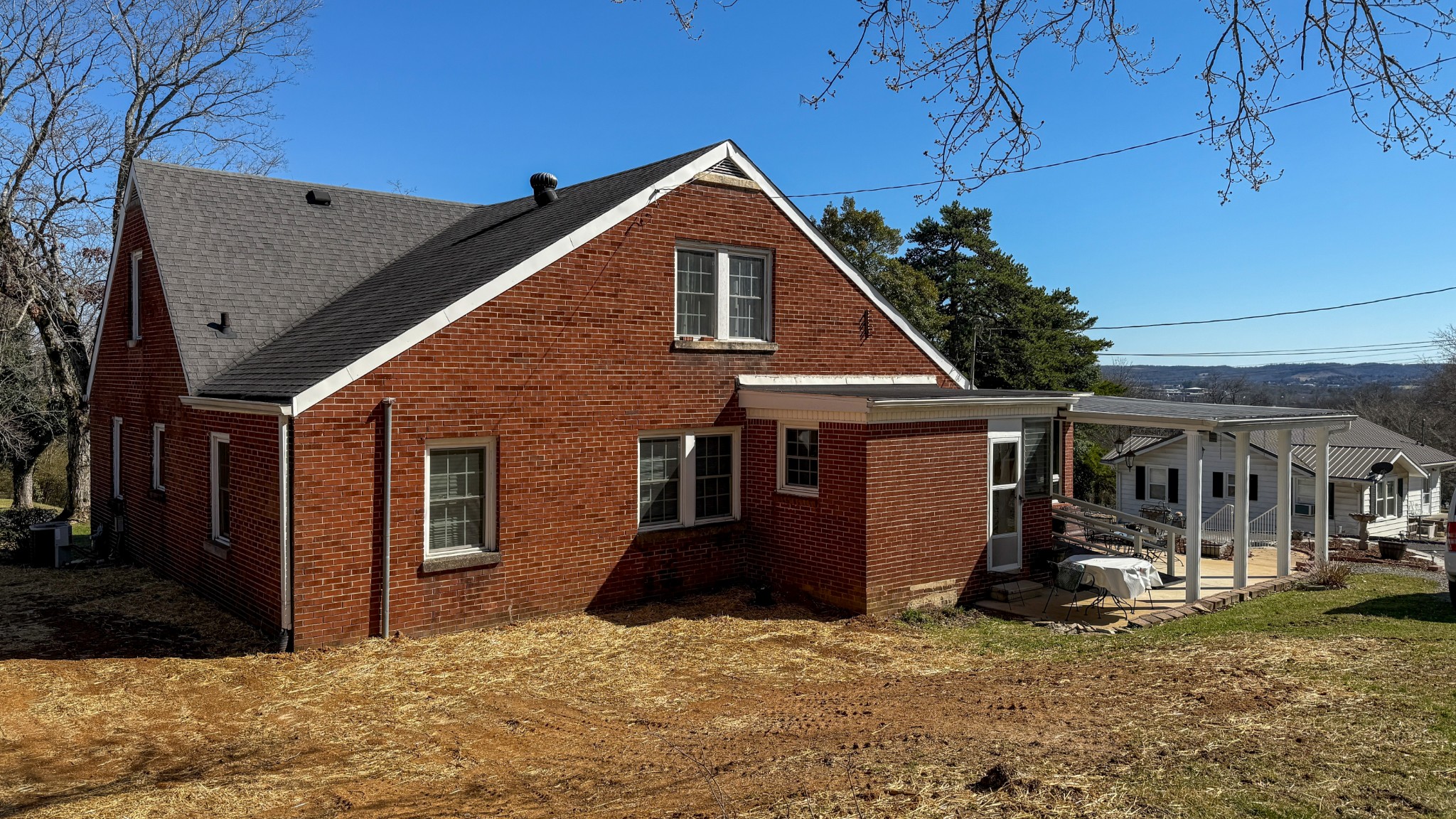 306 Magnolia Ave Property Photo 5