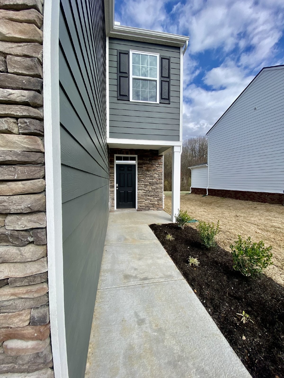 7241 Scotlyn Way Property Photo 3