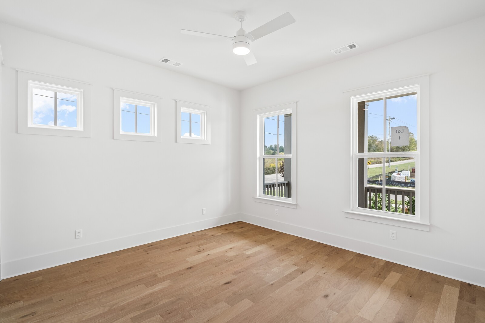 5018 Fairhaven Cir Property Photo 4