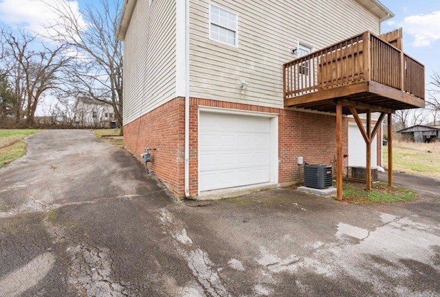 517 Sharondale Dr Property Photo 33