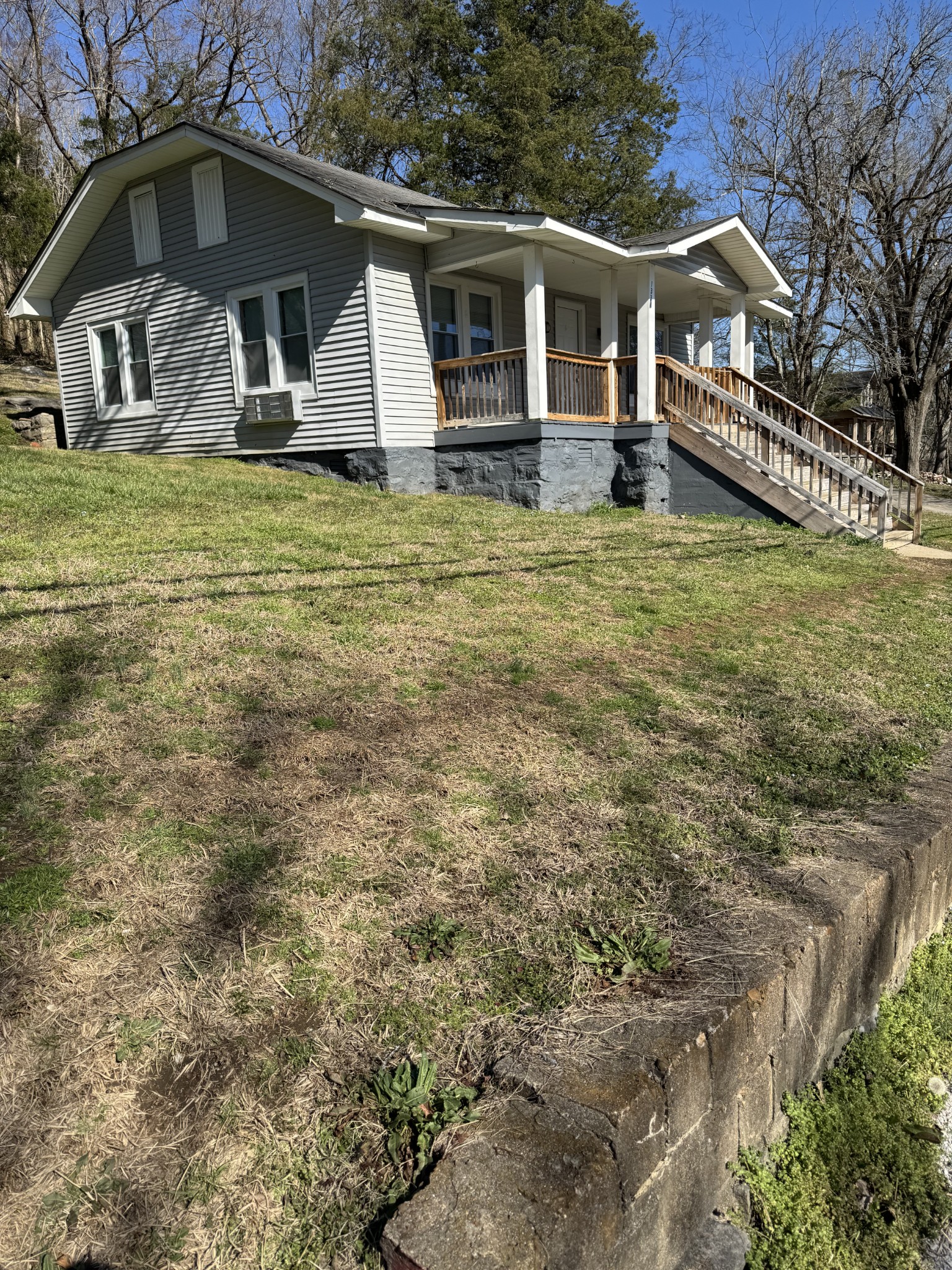 1334 Main St, N Property Photo