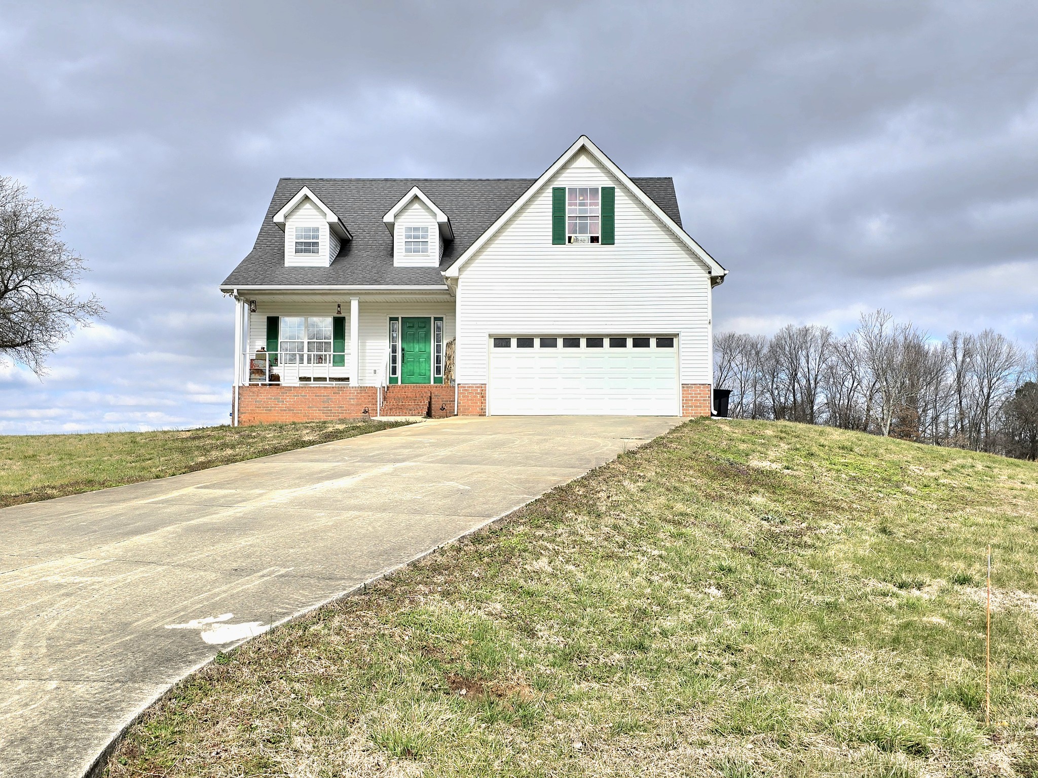 205 Lake Villa Cir Property Photo