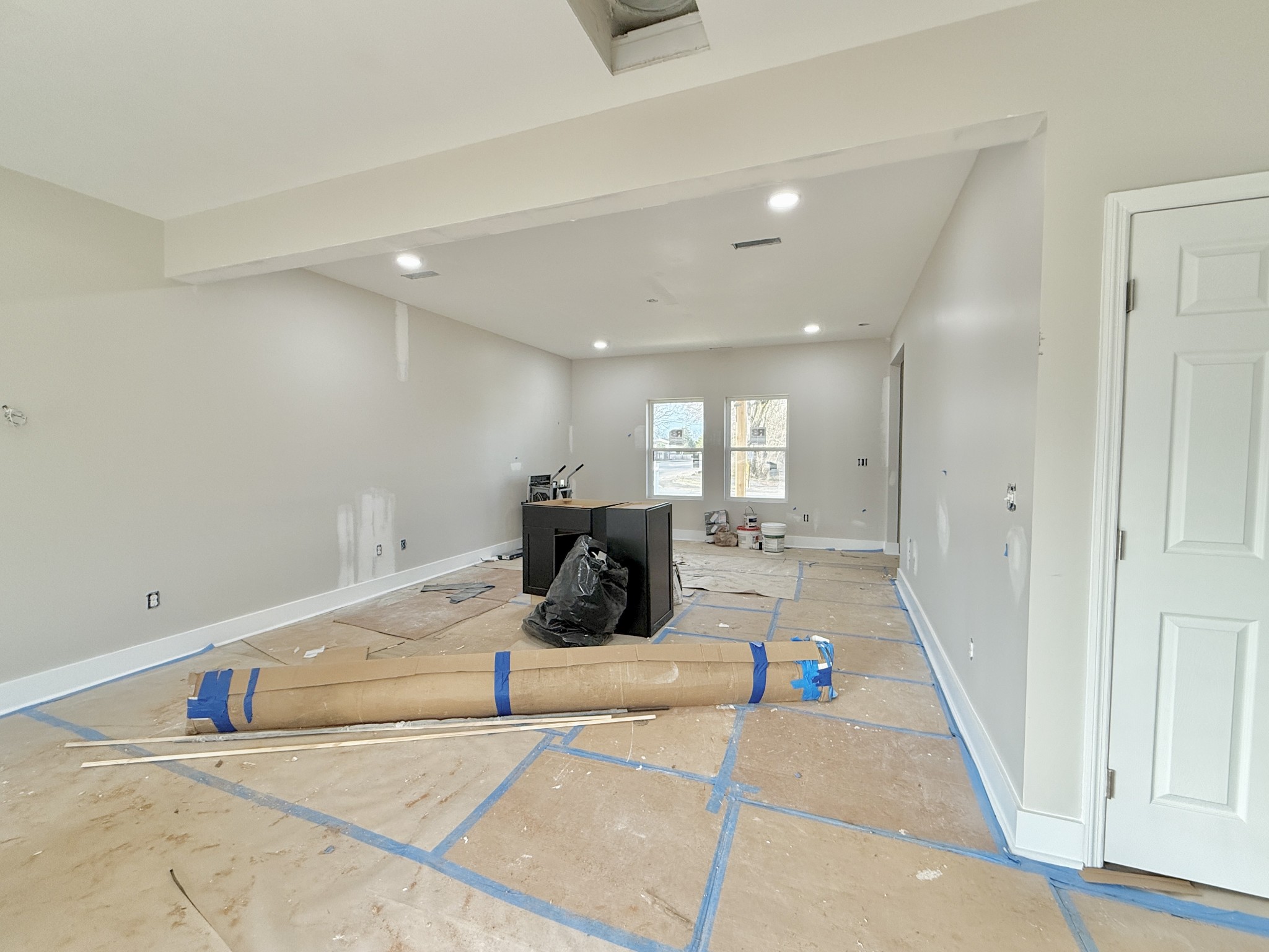 535 Park Ave Property Photo 5