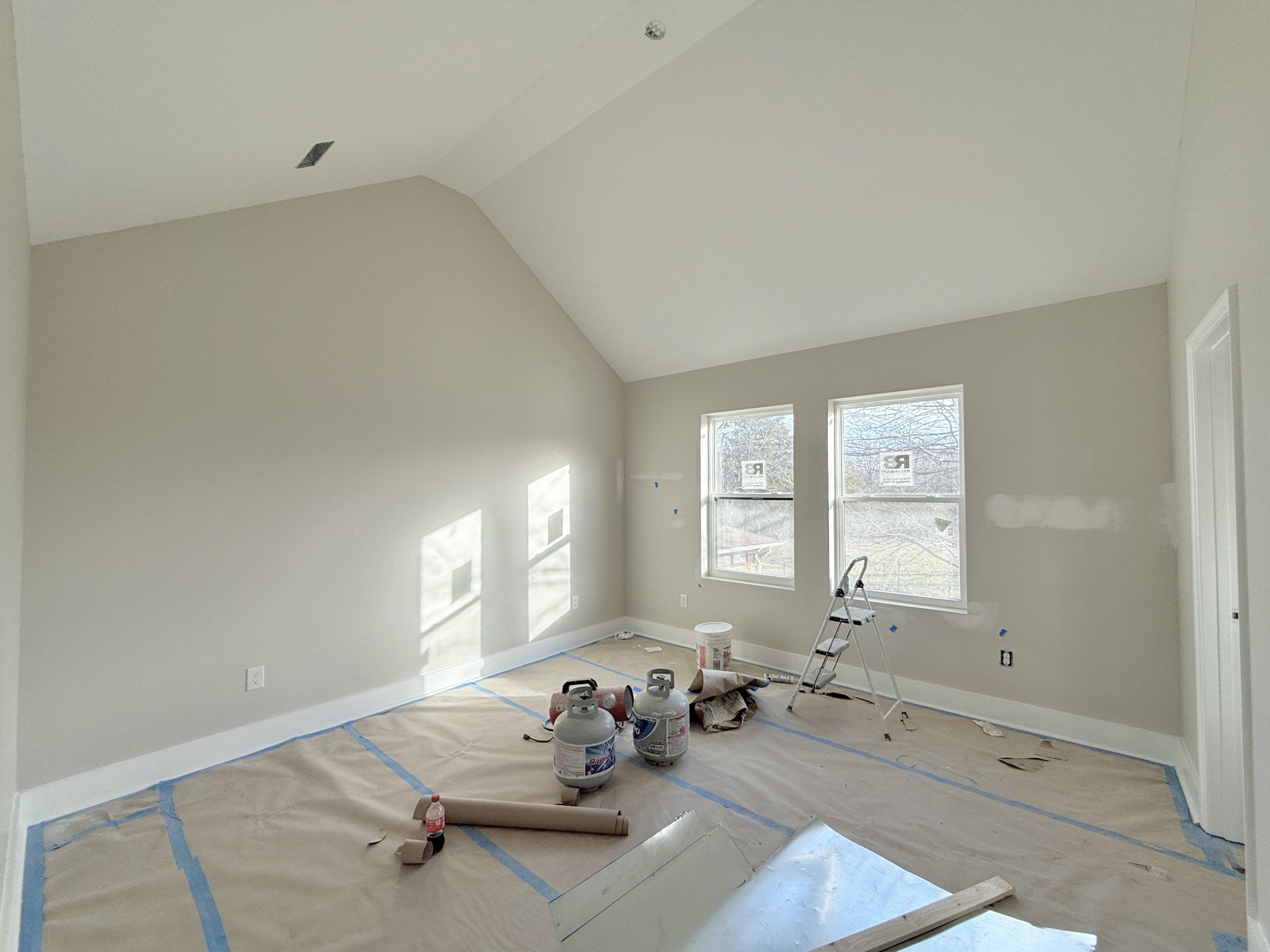 535 Park Ave Property Photo 7