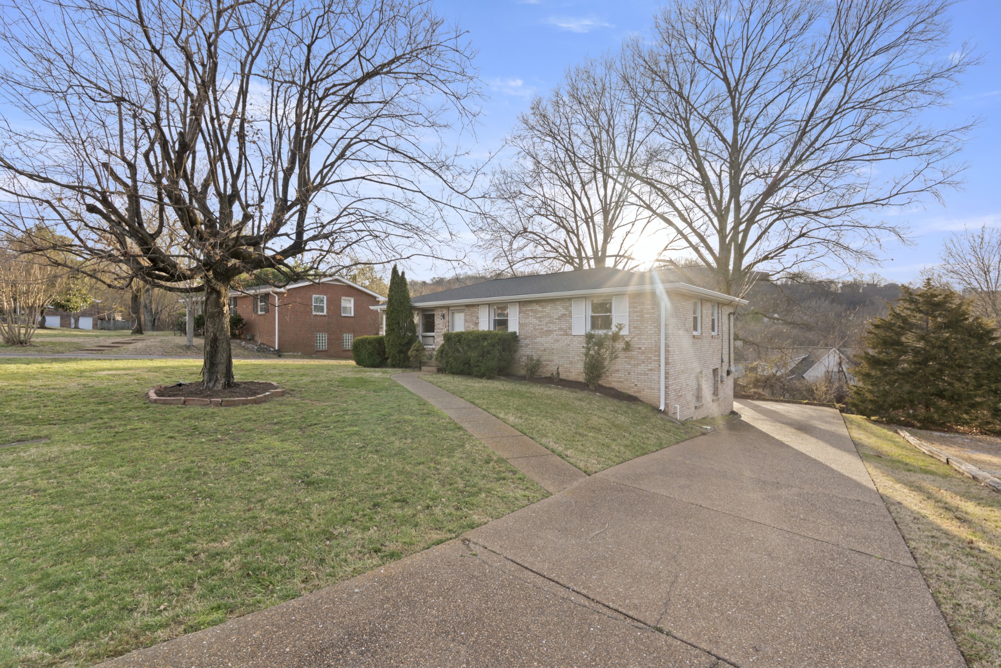 5903 Kinsdale Dr Property Photo 1