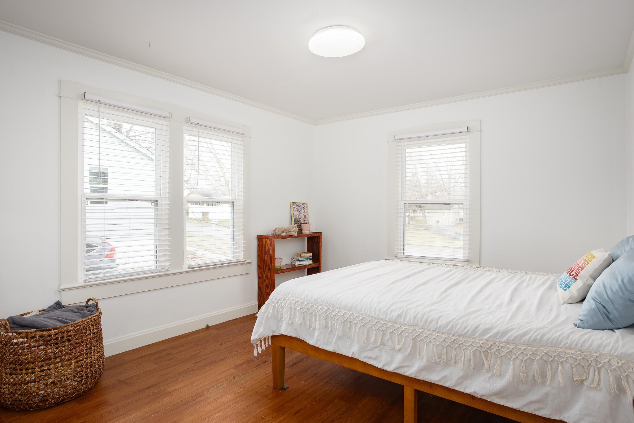 220 Foy Ave Property Photo 15
