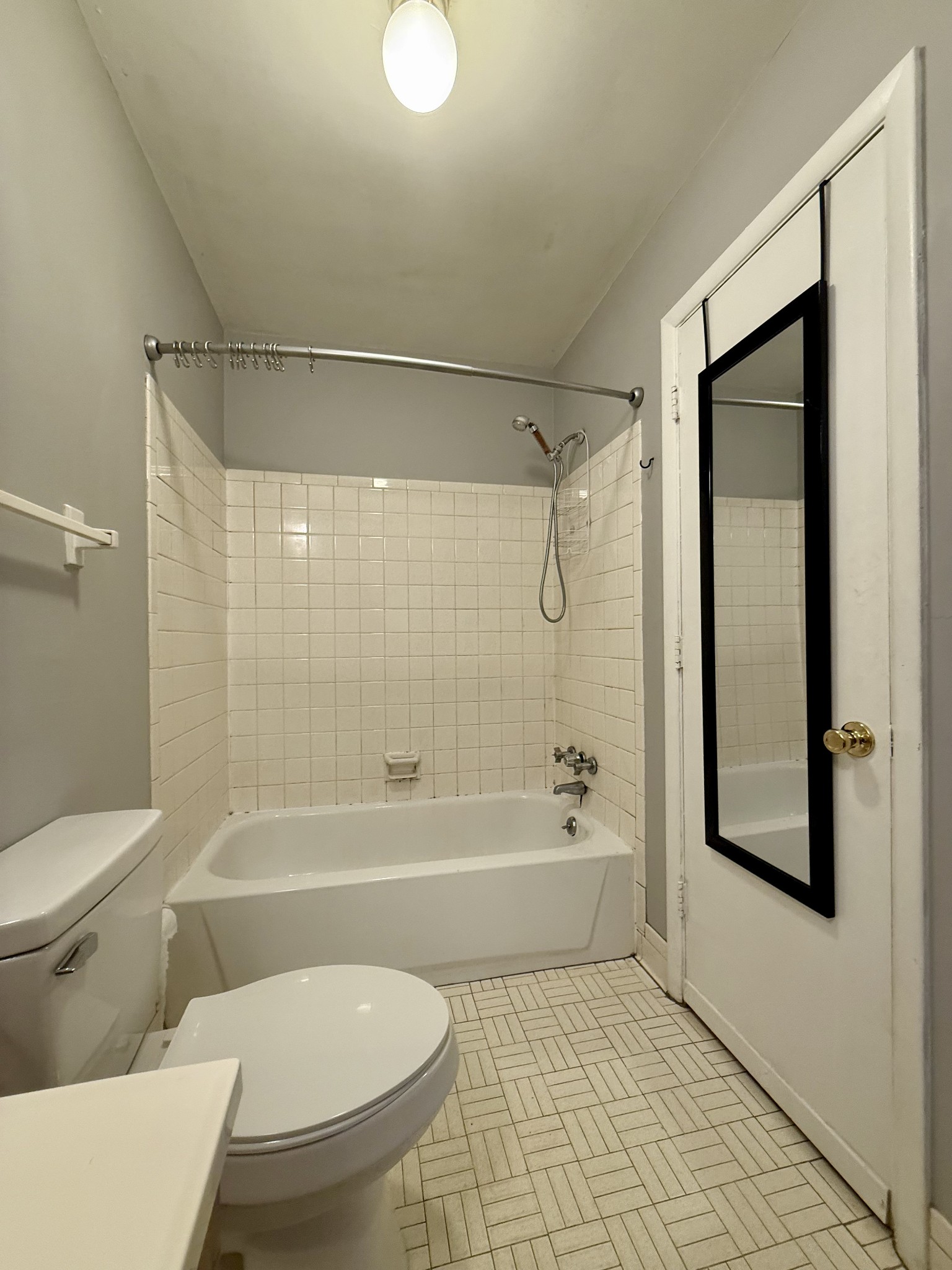 925 Boscobel St Property Photo 14
