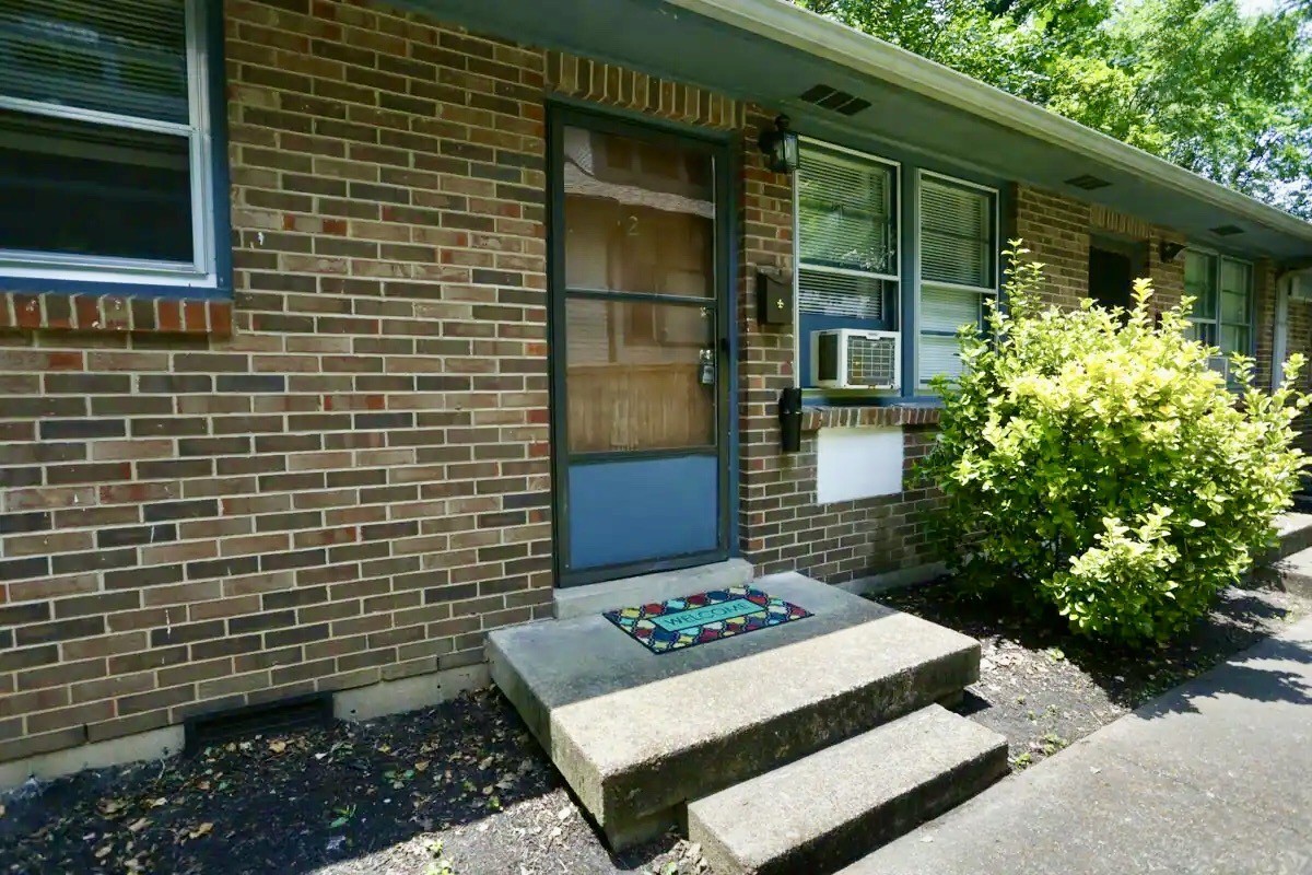 925 Boscobel St Property Photo 15