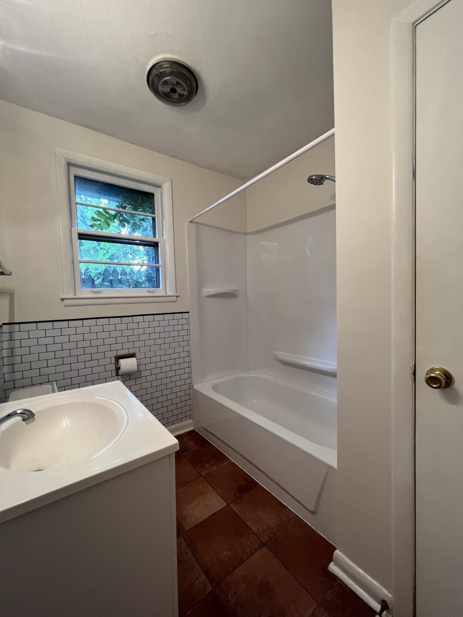 925 Boscobel St Property Photo 52