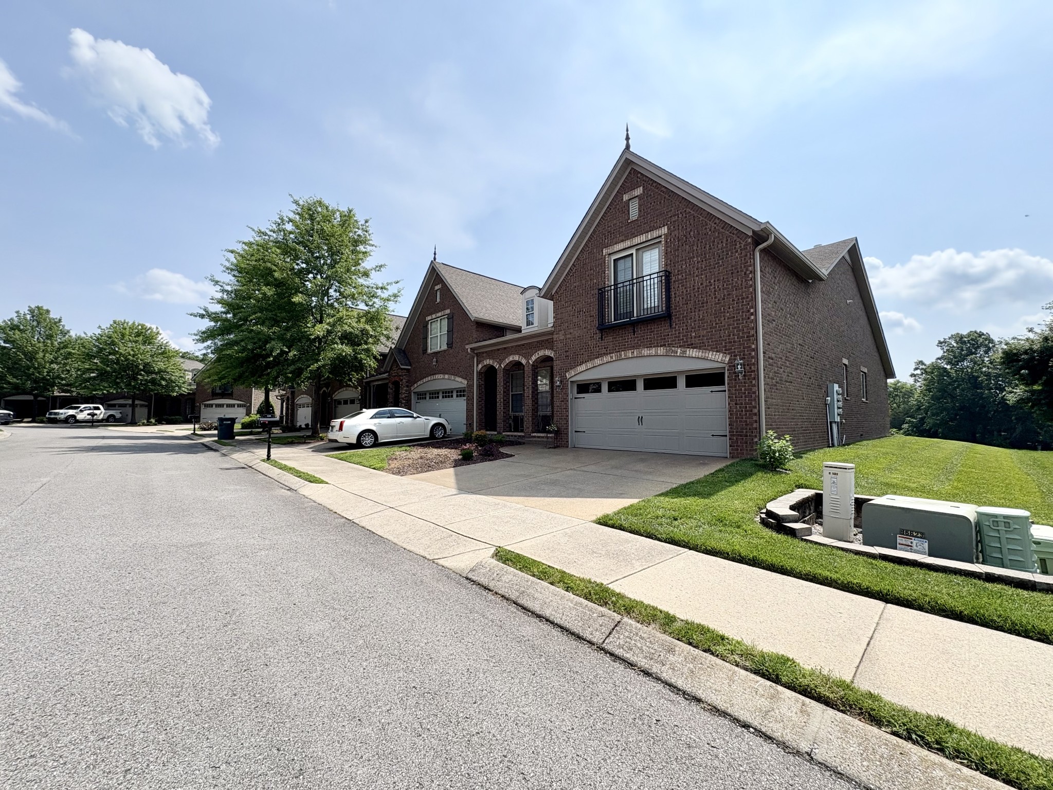 128 Village Cir Property Photo 7