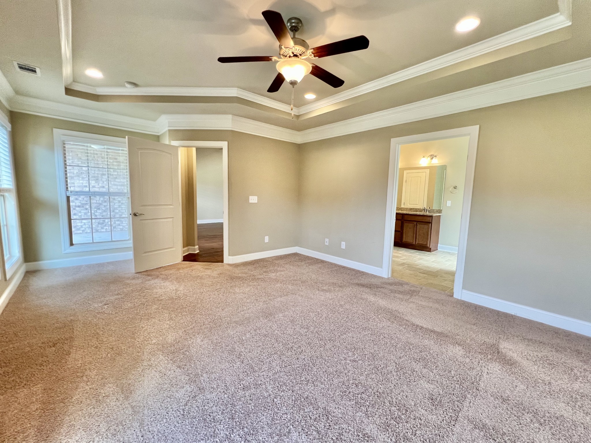 128 Village Cir Property Photo 25