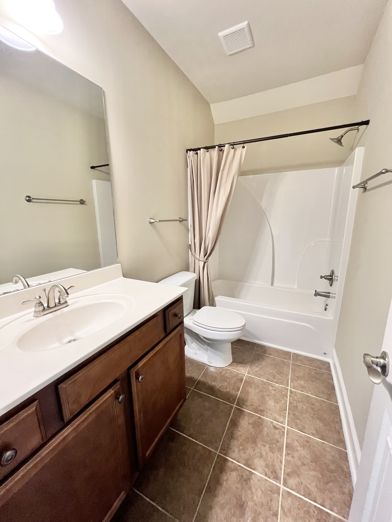 128 Village Cir Property Photo 38