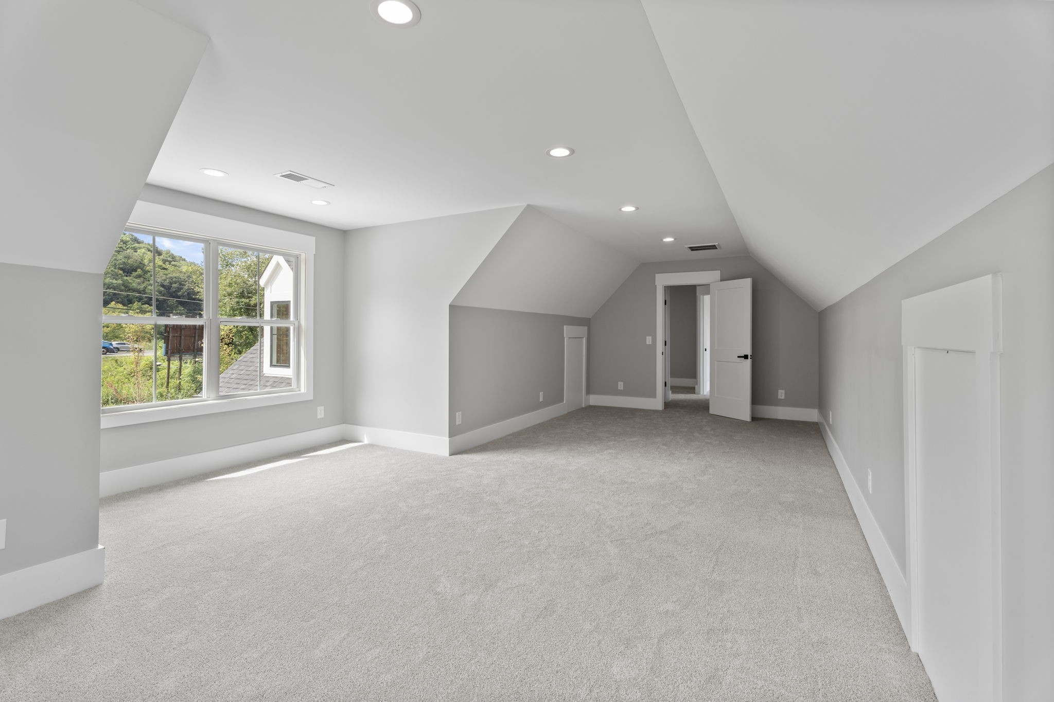 6021 Riverview Dr Property Photo 19