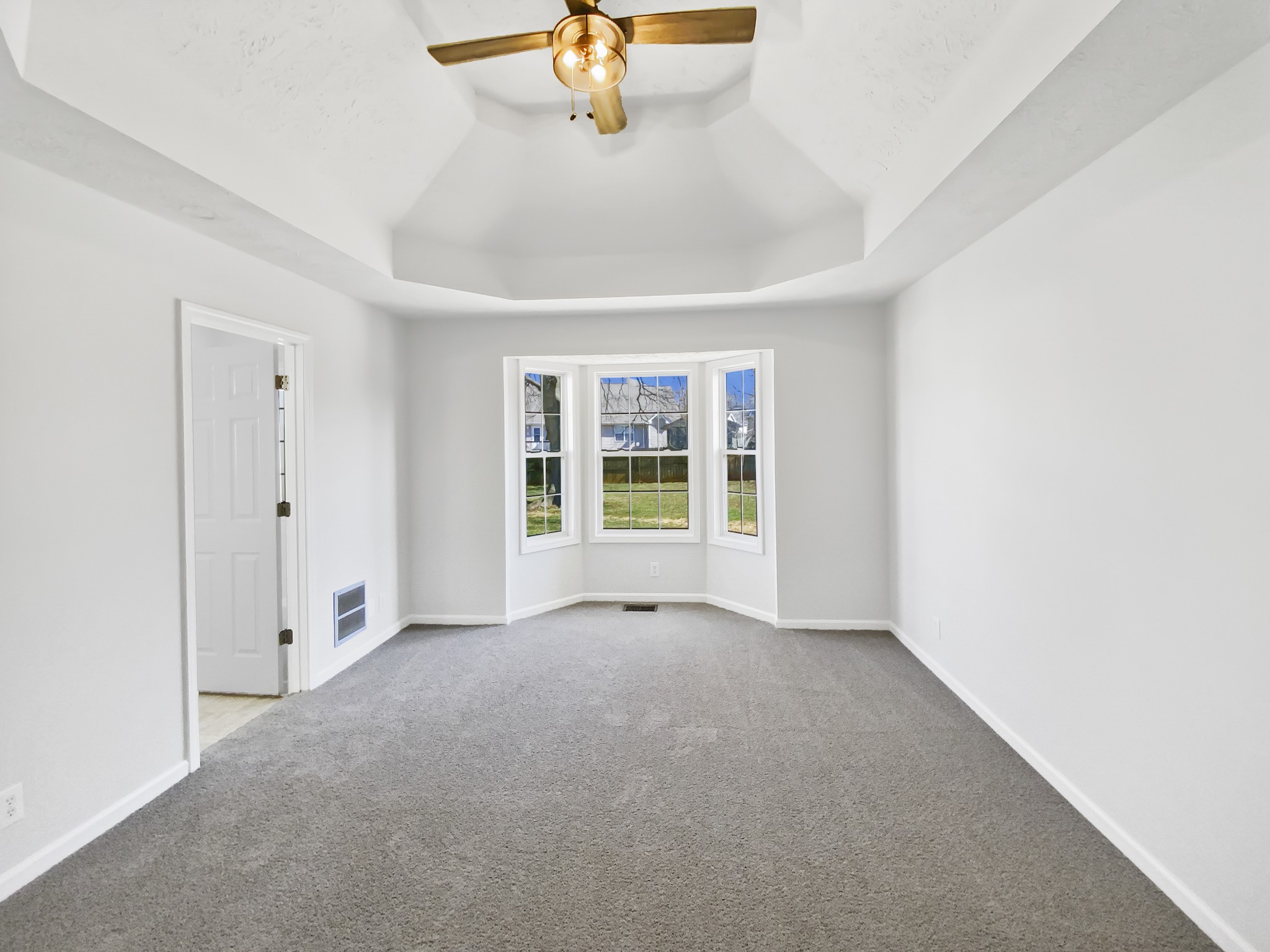 1173 Snoopy Dr Property Photo 6