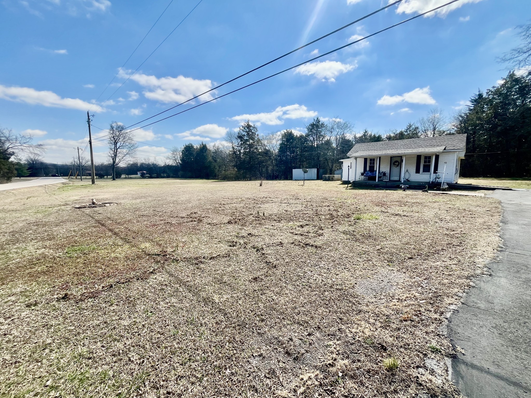 128 Pinhook Rd Property Photo 12