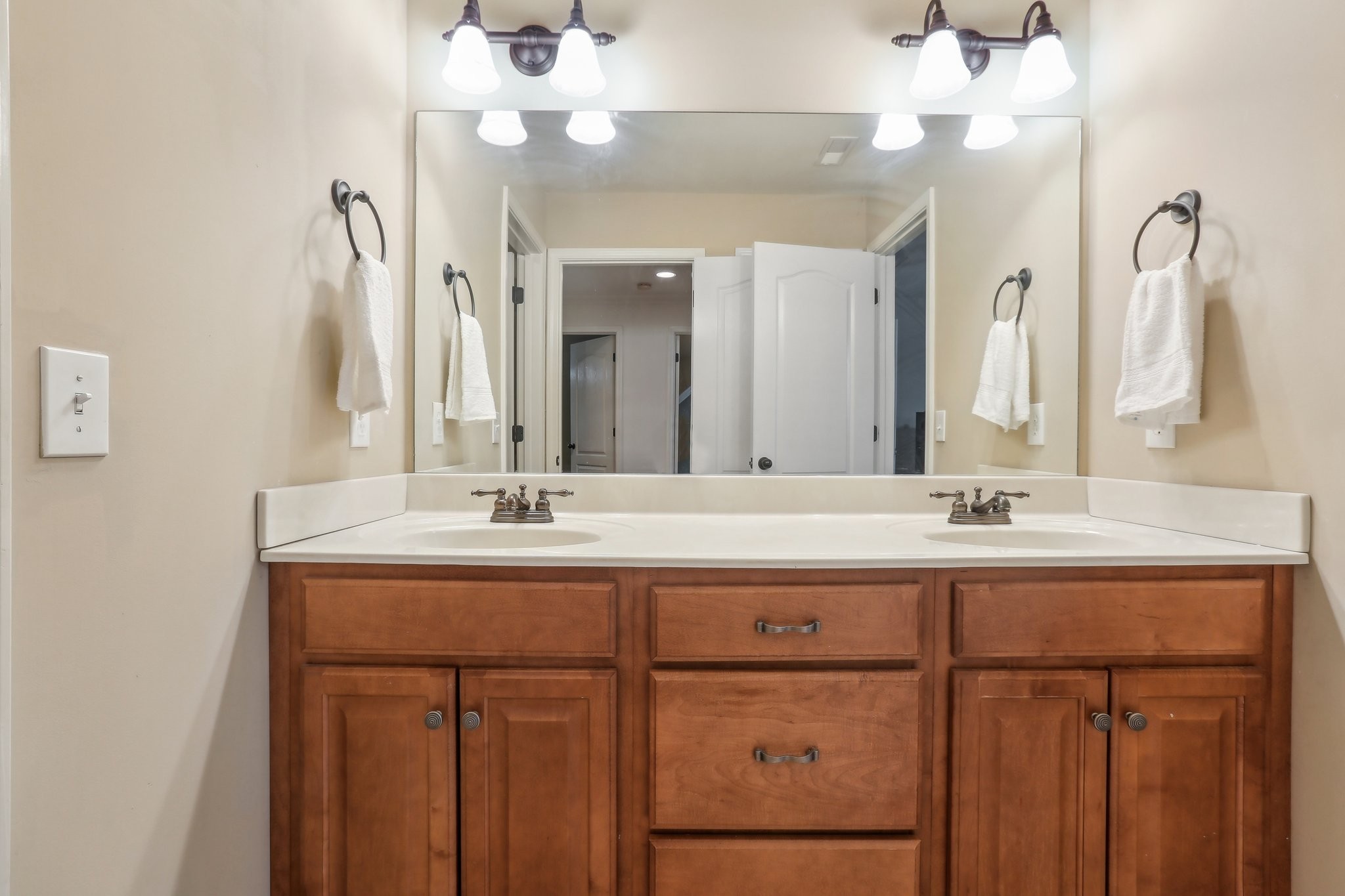 2715 Battleground Dr Property Photo 65