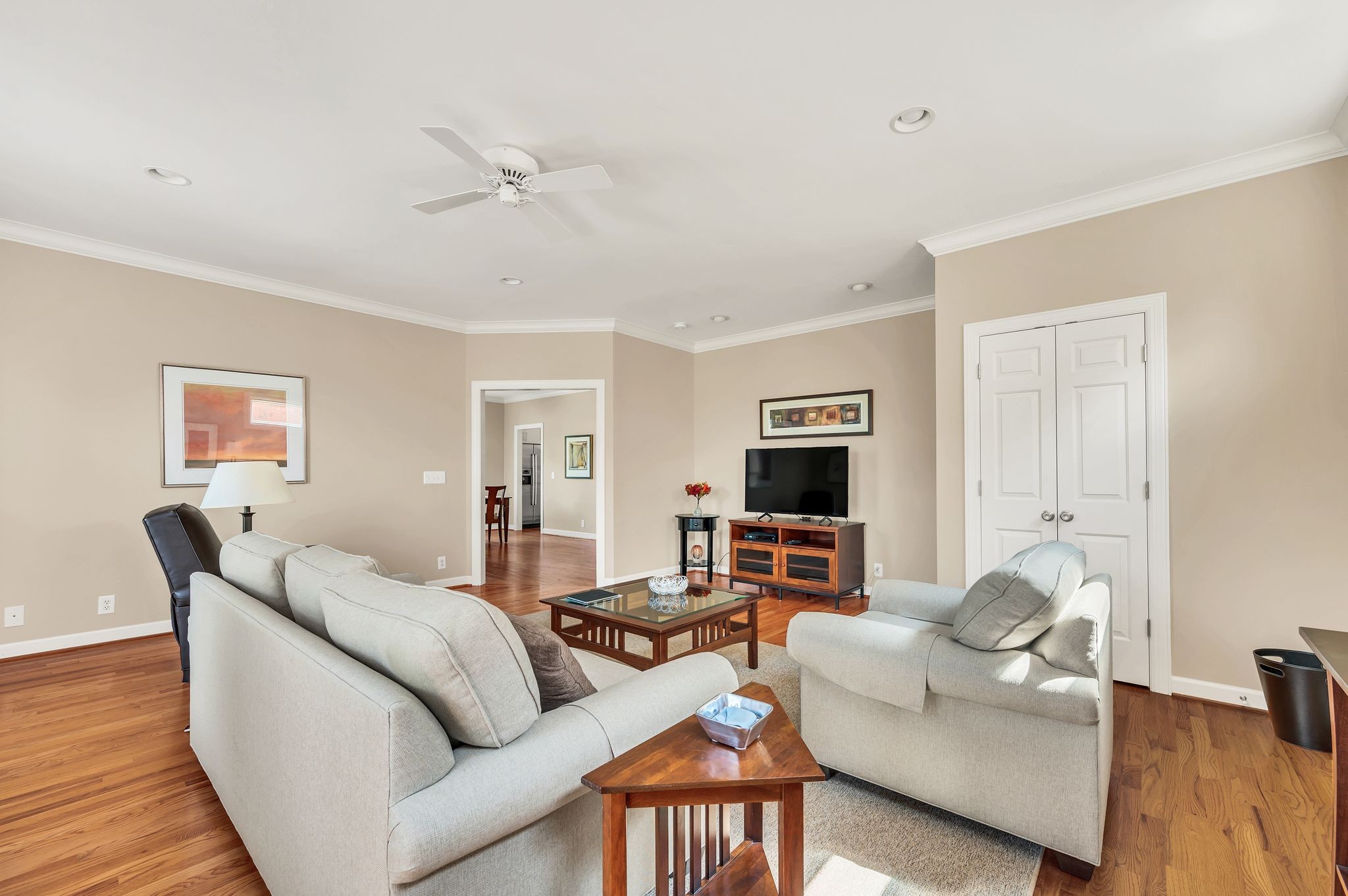608 Cherry Glen Cir Property Photo 7