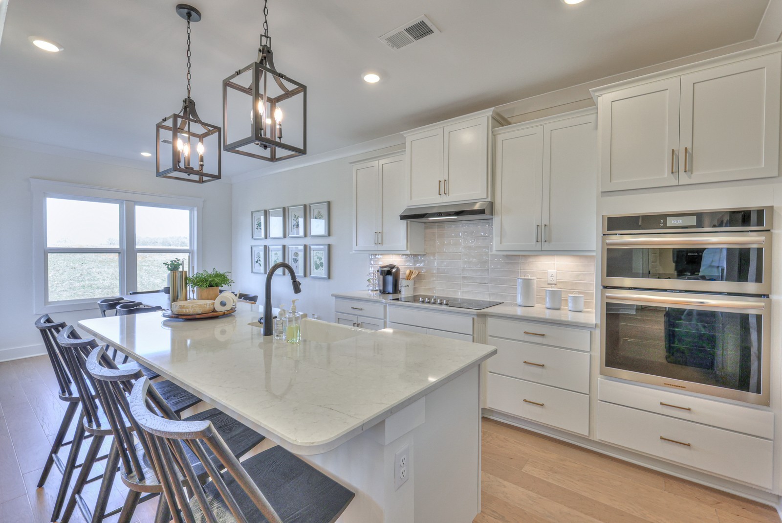 2816 Bluestem Road Property Photo 10