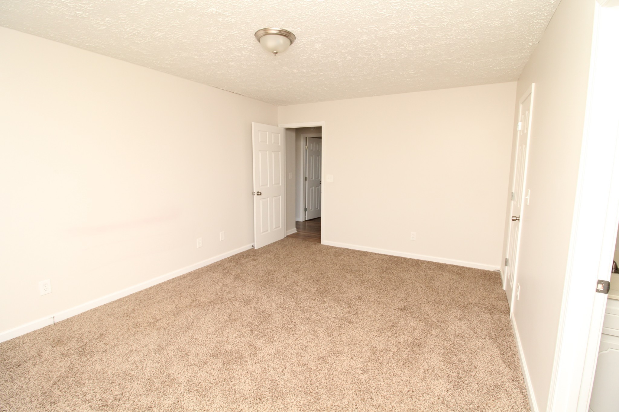 502 Indian Ave Property Photo 7