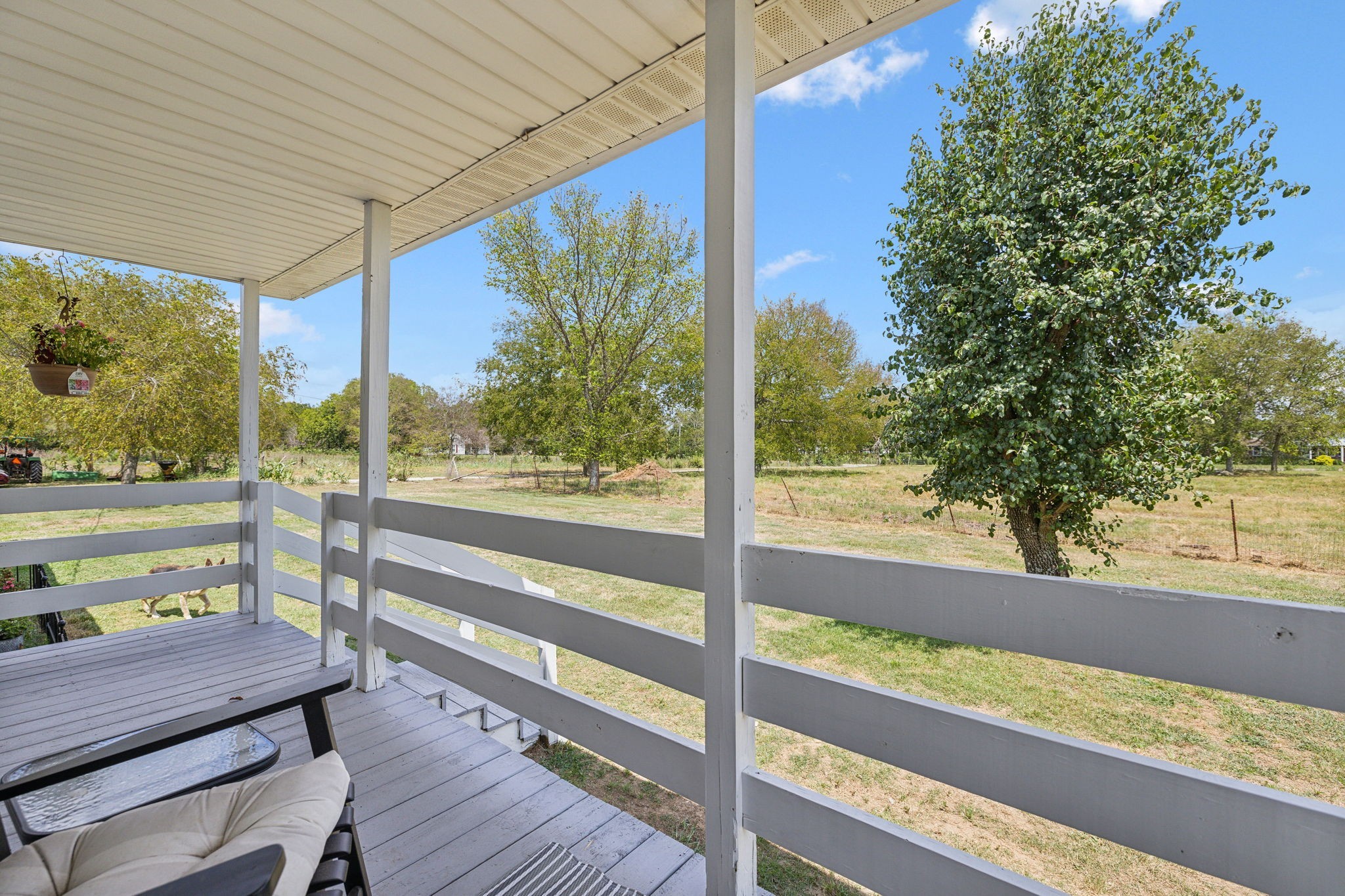 1936 Word Rd Property Photo 4