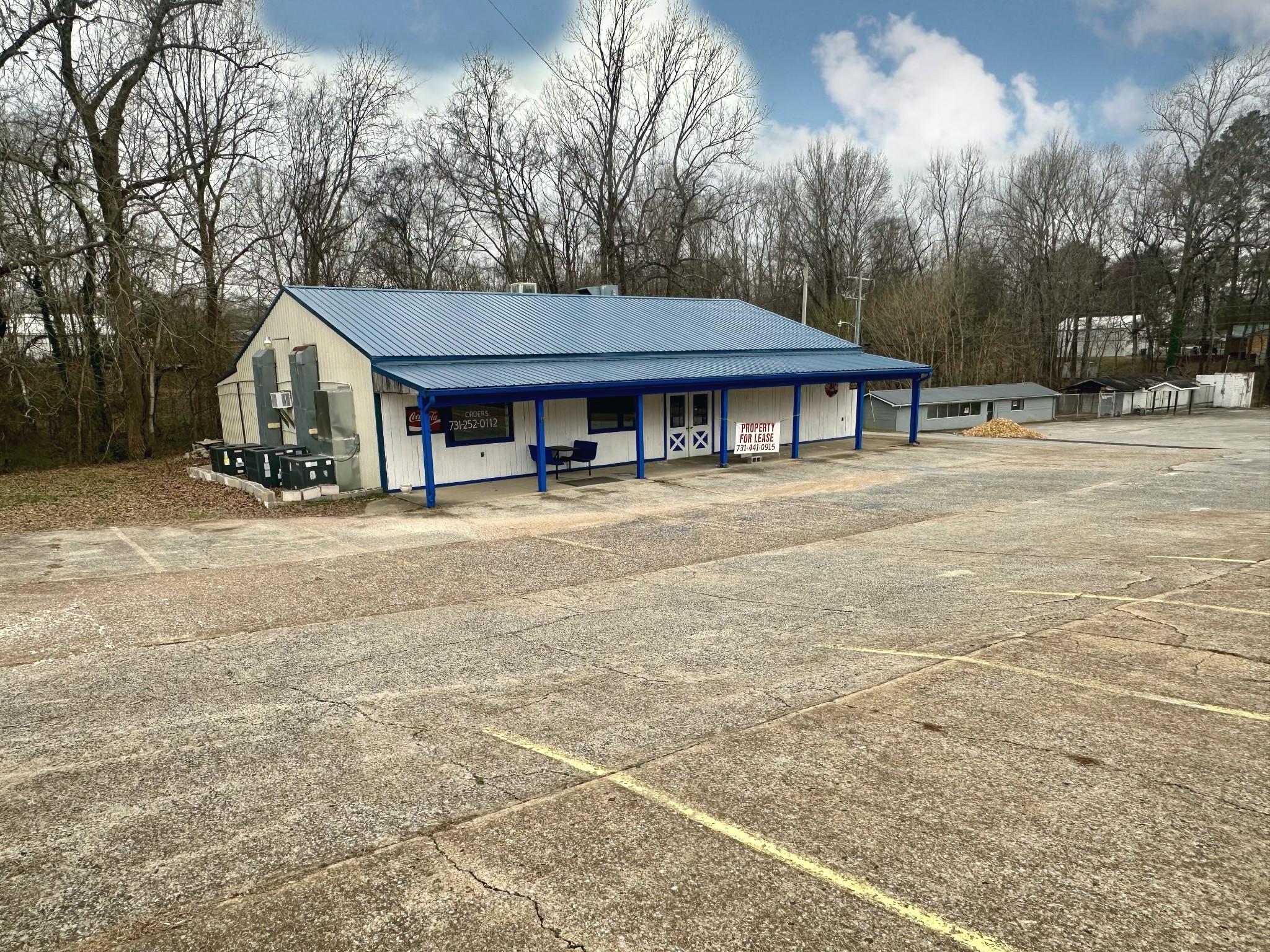 30432 Broad St Property Photo 1