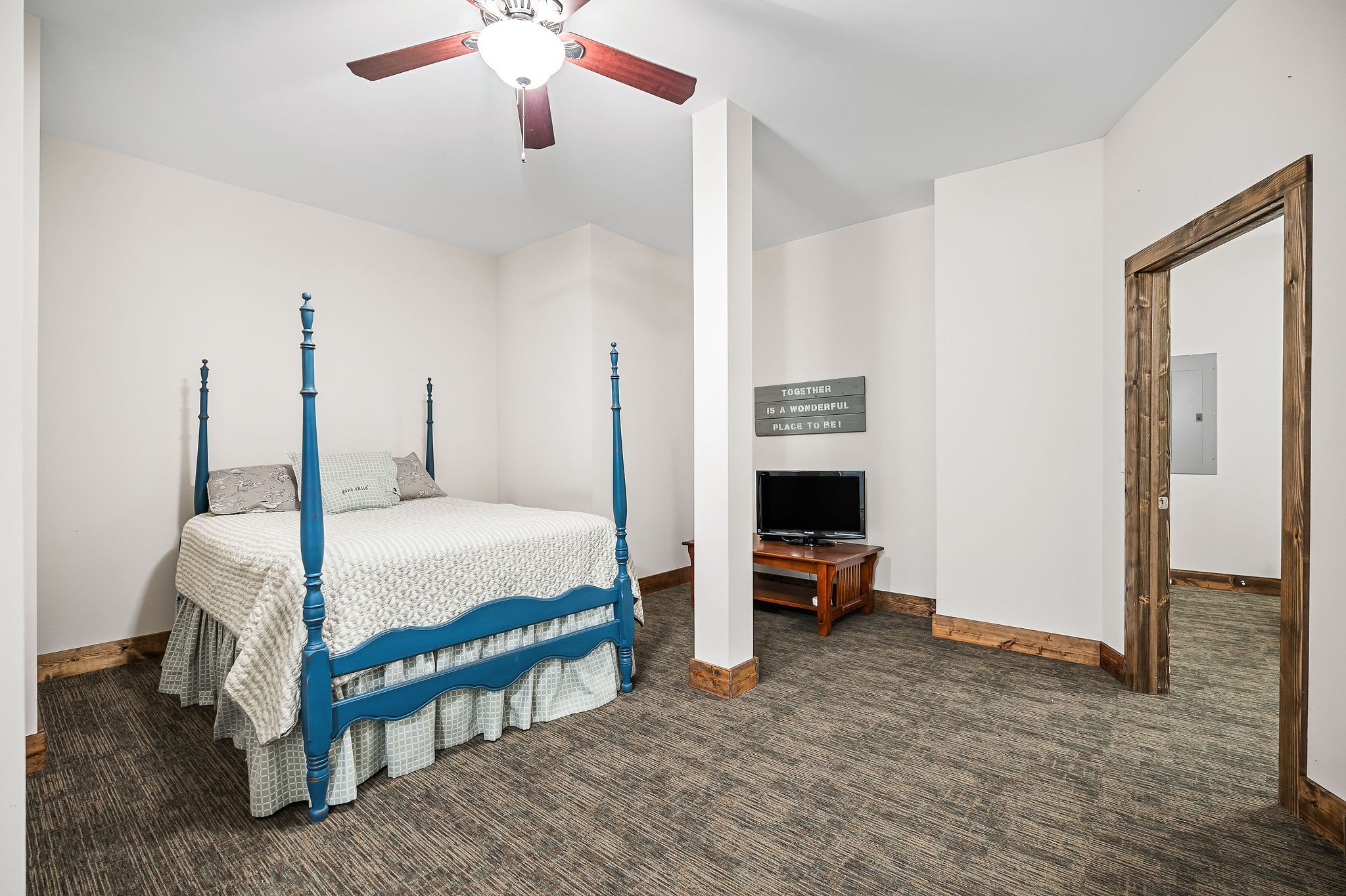 195 Summer Breeze Dr Property Photo 32