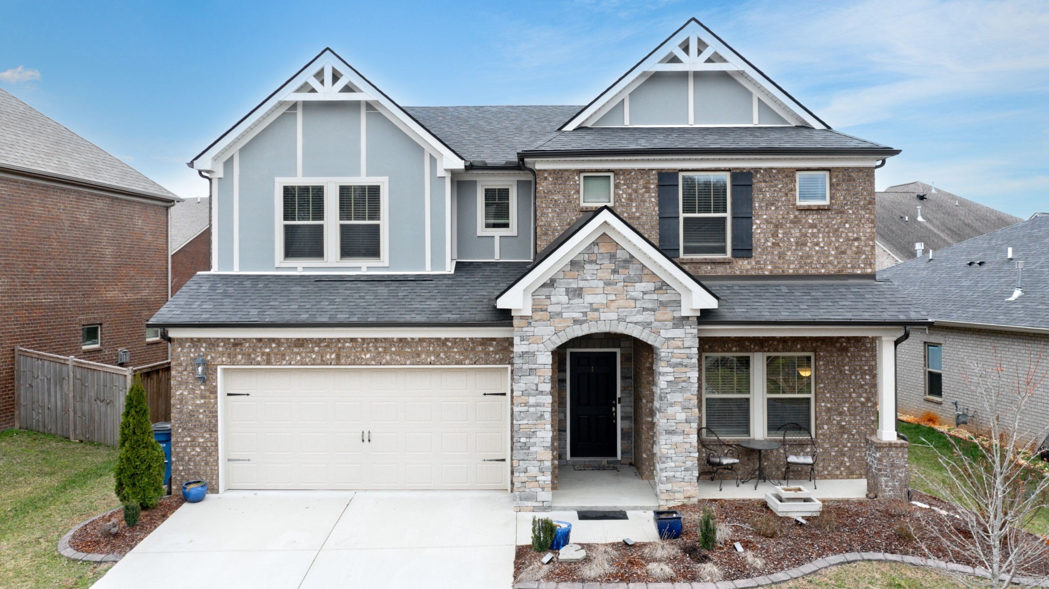 438 Fall Creek Cir Property Photo 1