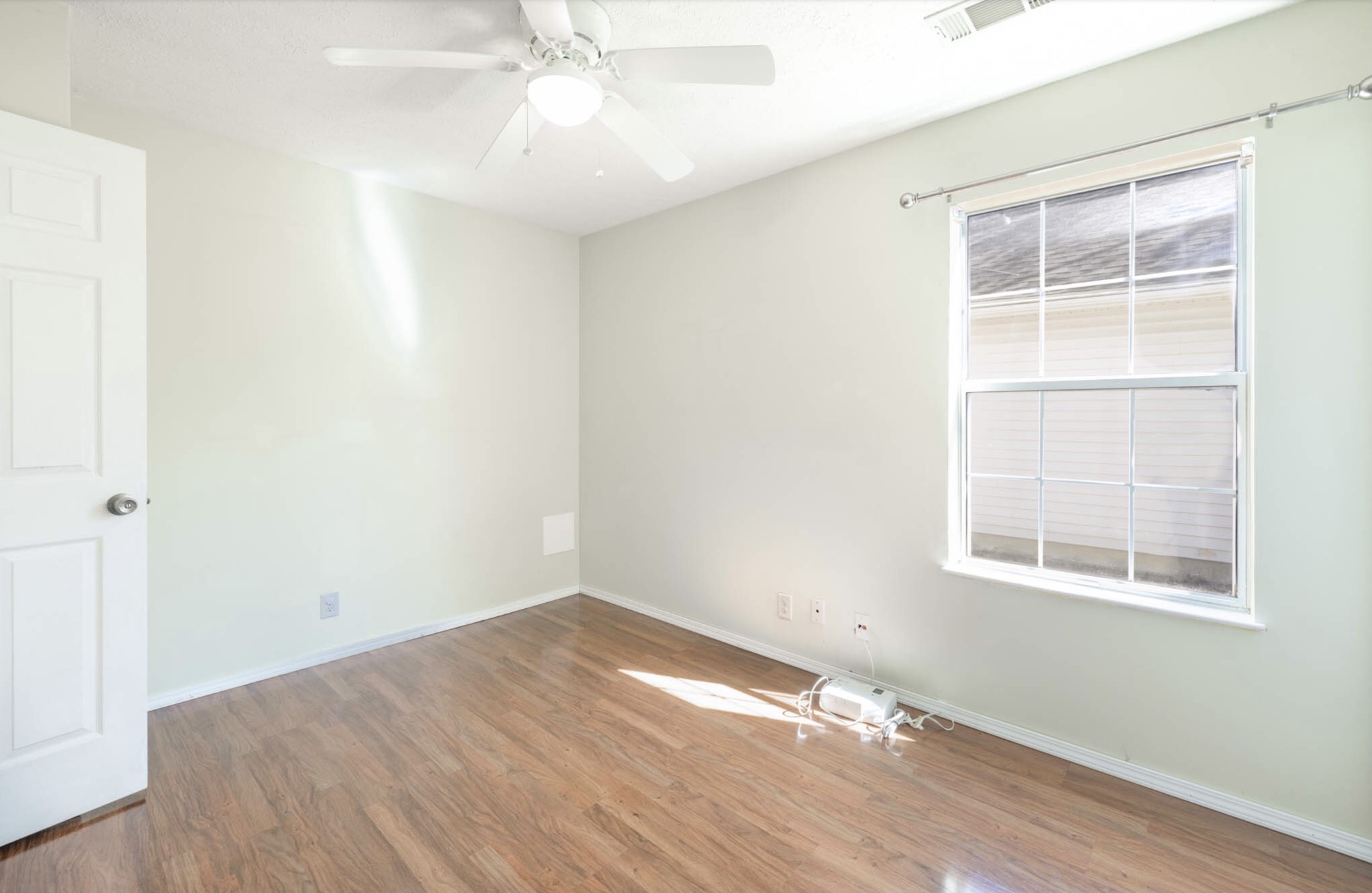 2341 Benay Rd Property Photo 22