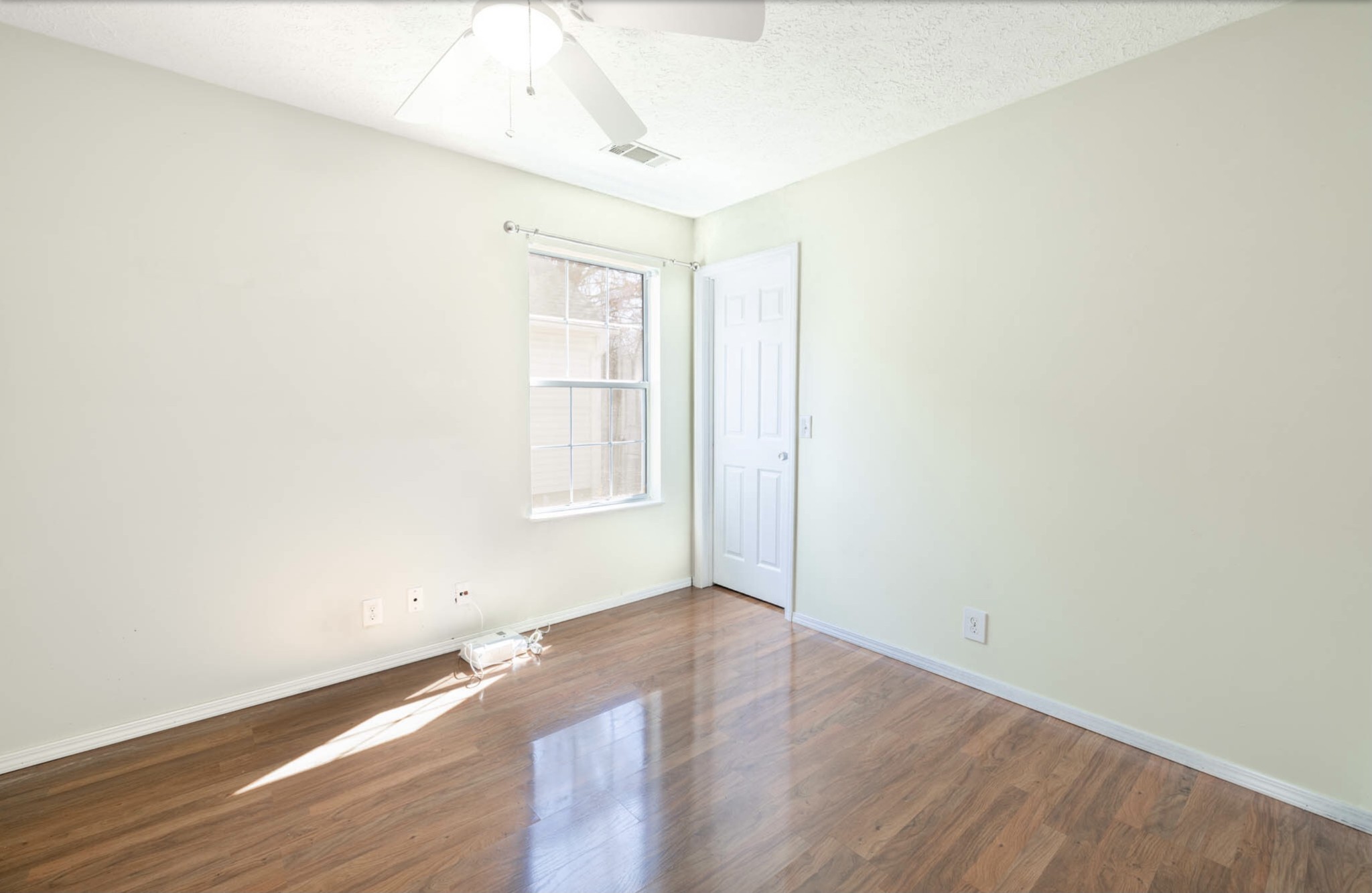 2341 Benay Rd Property Photo 23
