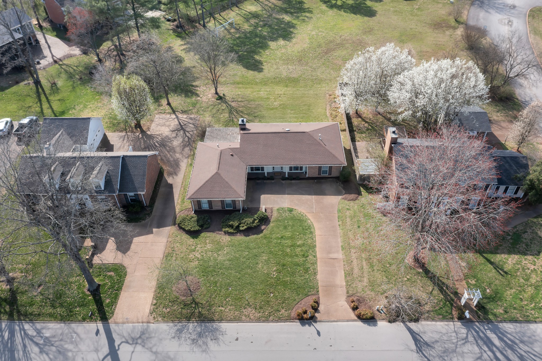 1307 Blue Springs Rd Property Photo 5
