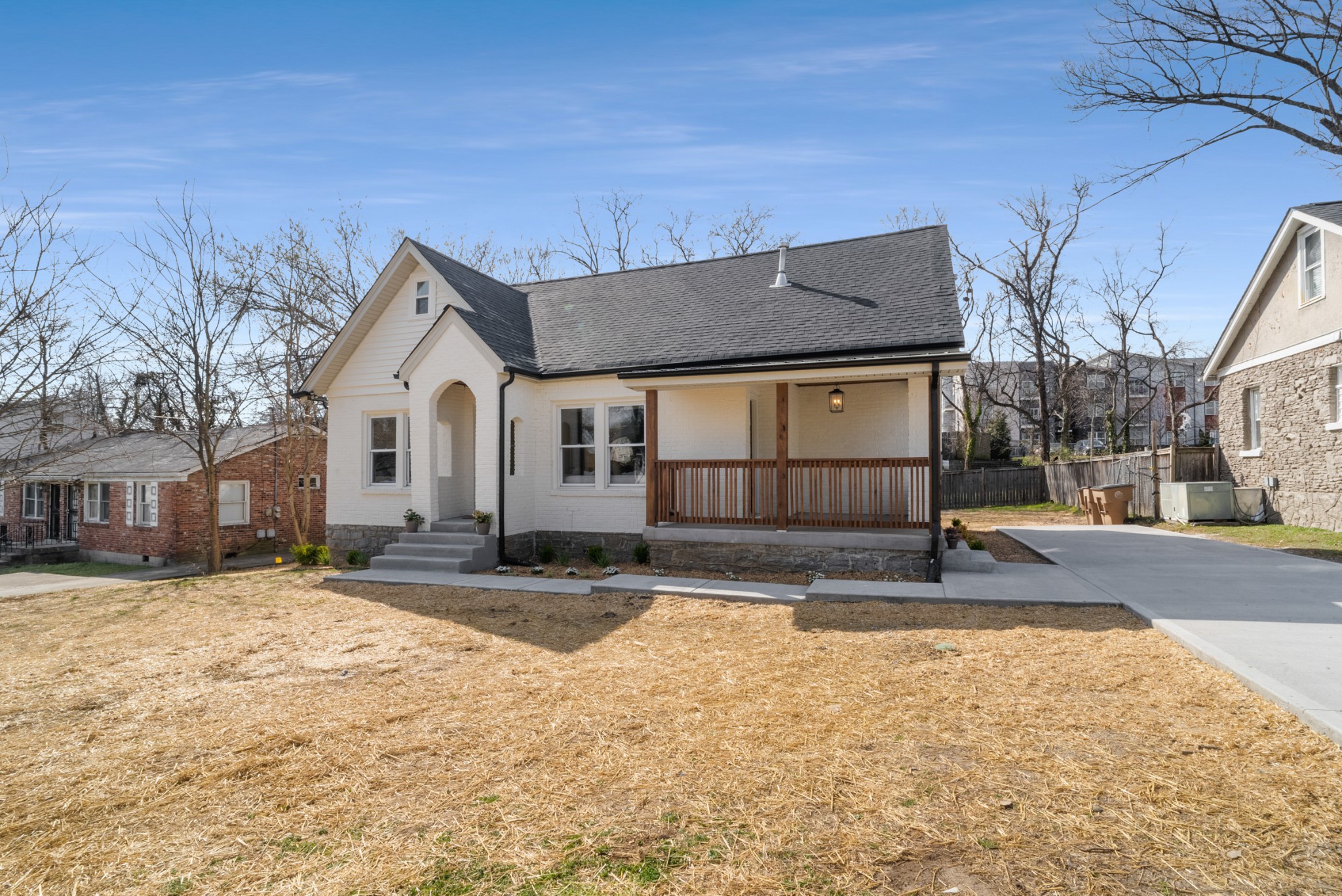 2833 Bronte Ave Property Photo 4