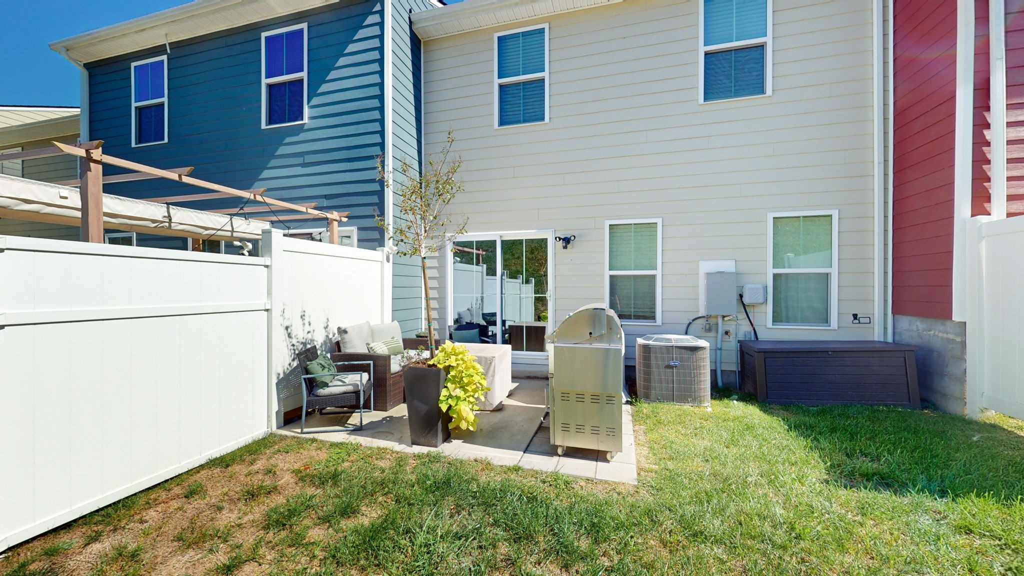 625 Exmoor Dr Property Photo 4