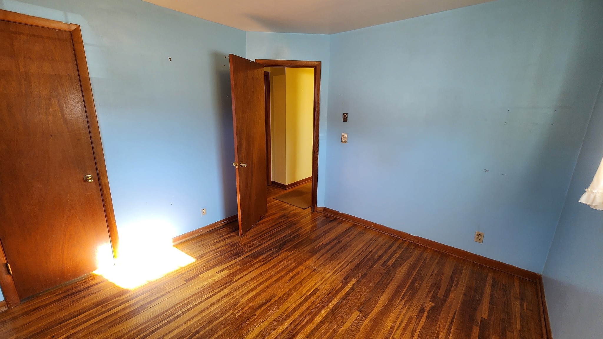 608 May Dr Property Photo 22