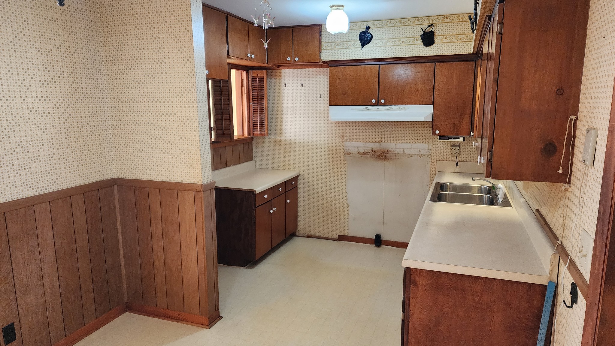 608 May Dr Property Photo 32