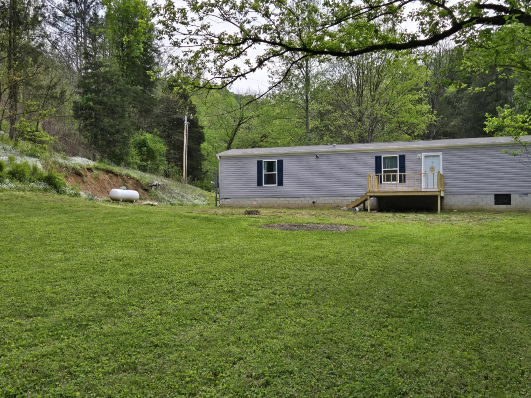 939 Riley Creek Rd Property Photo