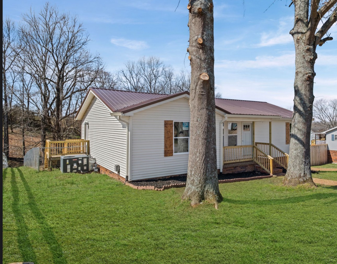 151 Cumberland Cove Dr Property Photo 3