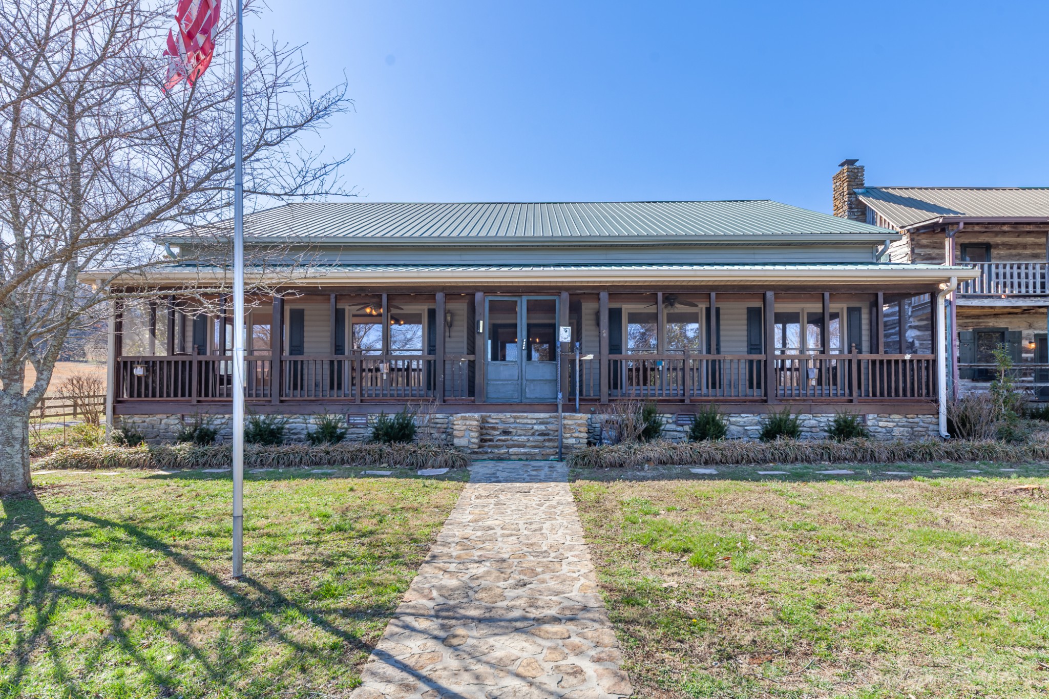 2533 Otis Fowler Rd Property Photo 1