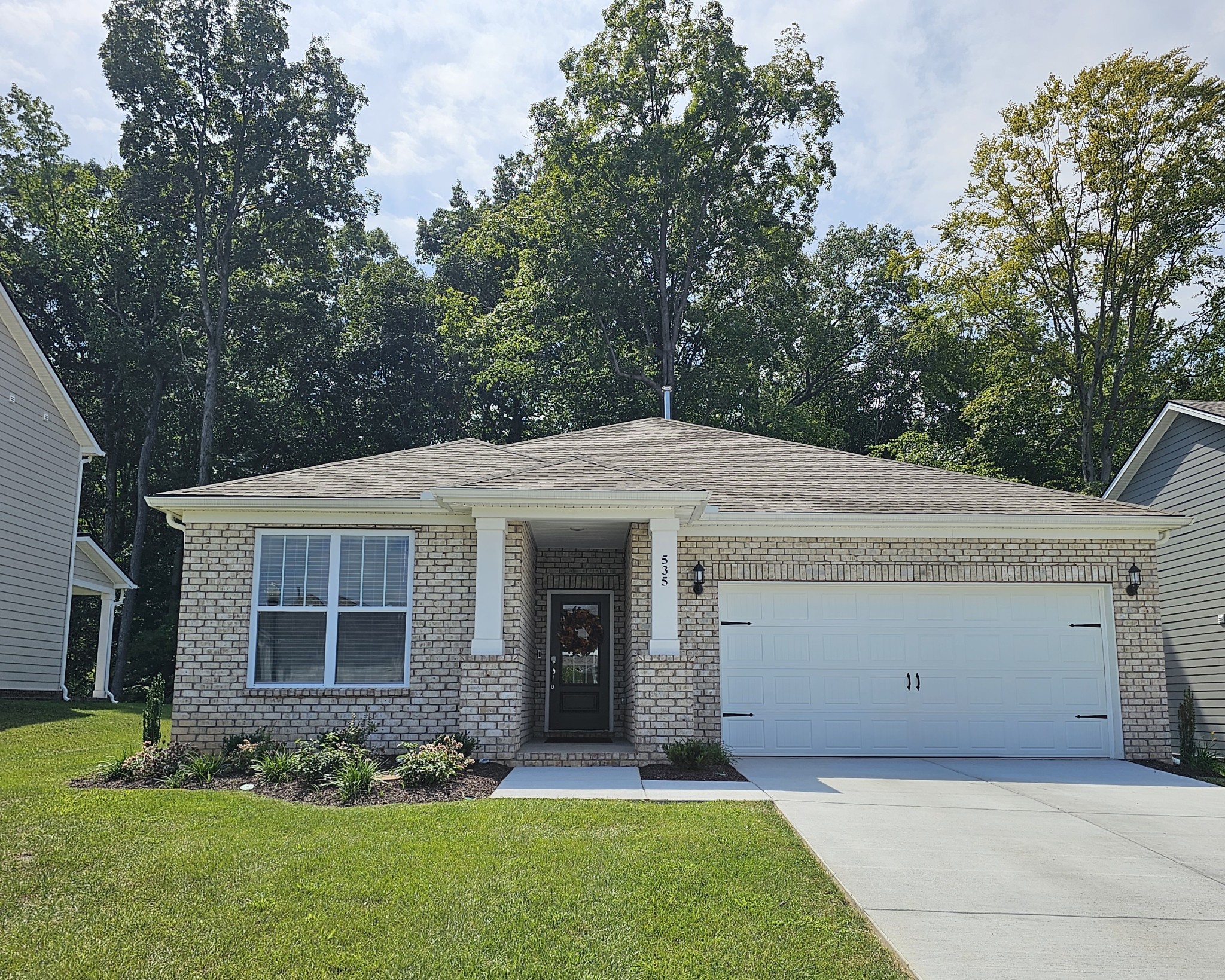 535 Ballard Dr Property Photo 3