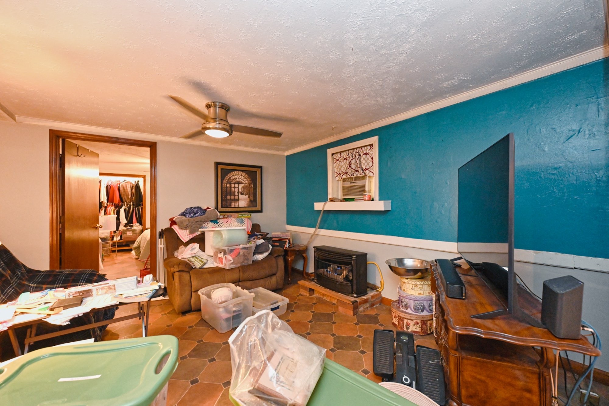 1036 Seymour Ave Property Photo 28