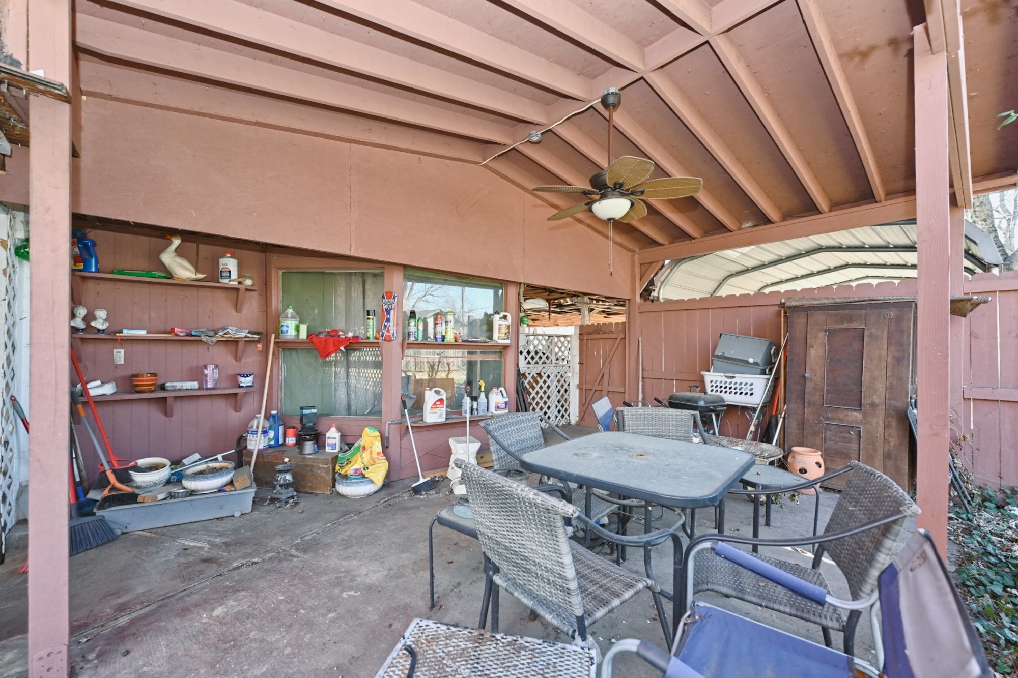 1036 Seymour Ave Property Photo 50