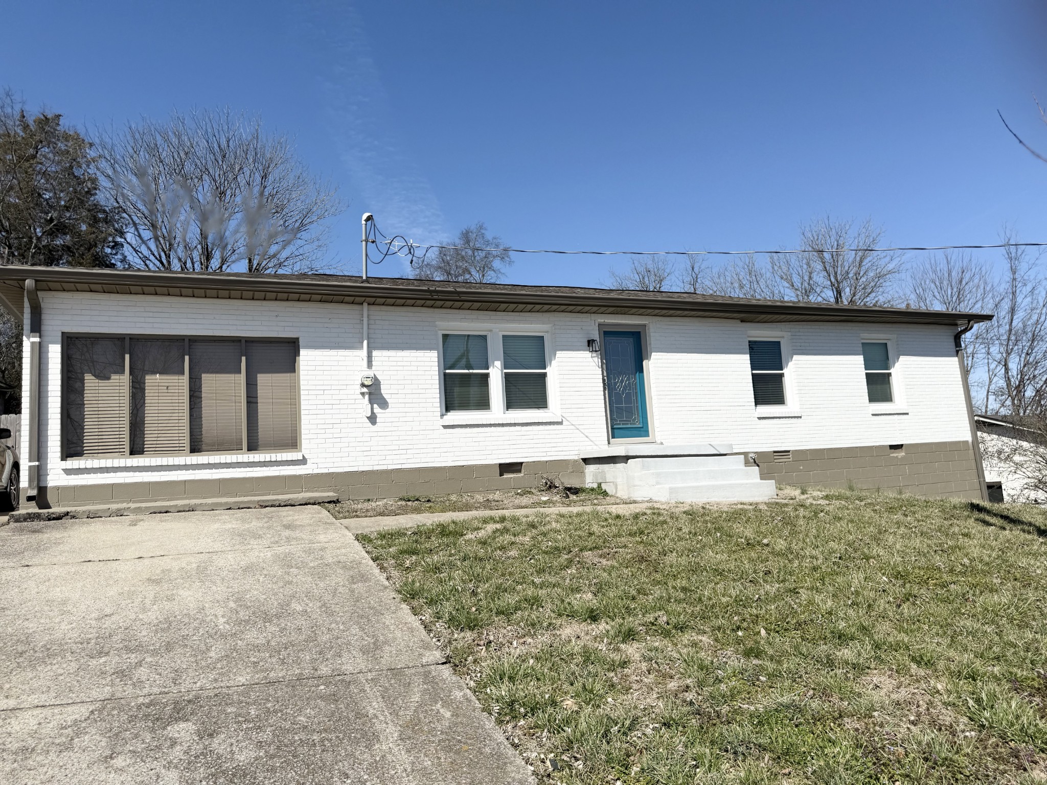 4067 Boyd Dr Property Photo